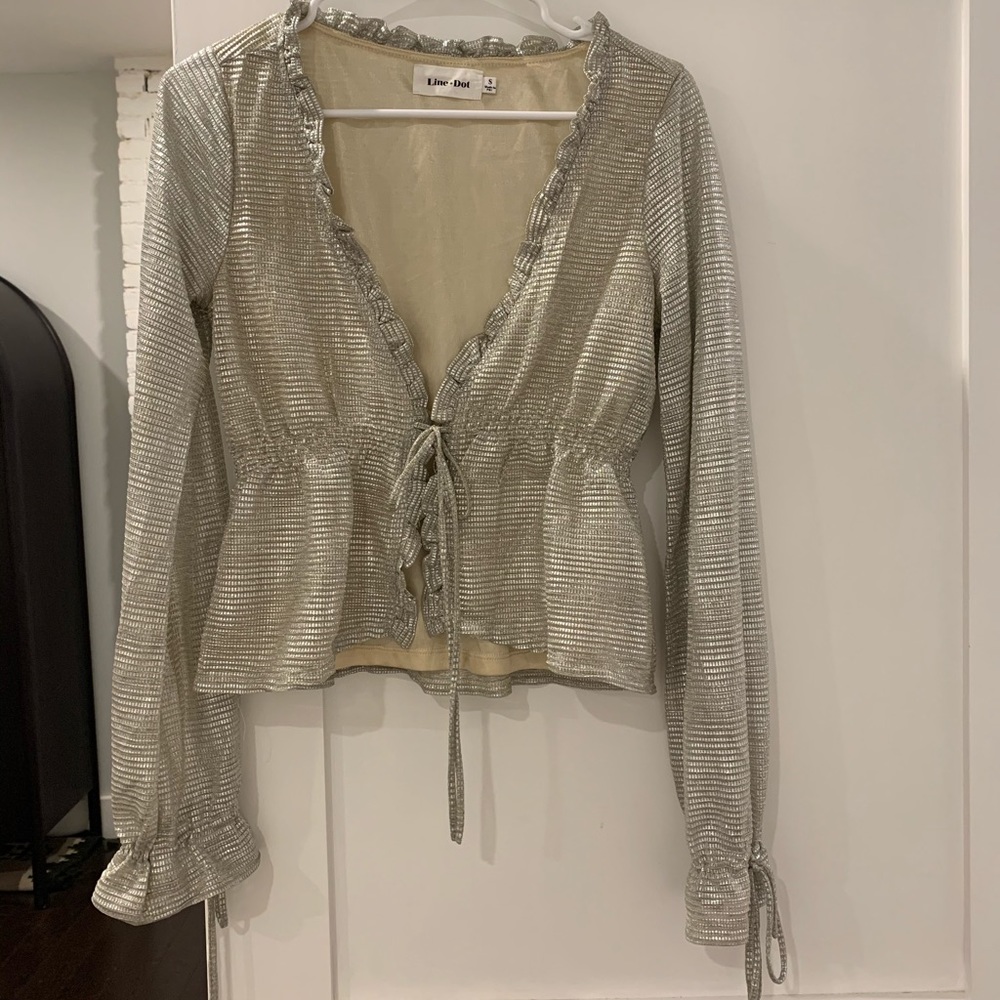 Line & Dot Metallic Top